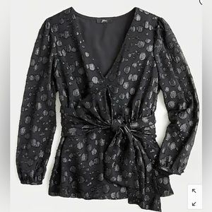 NWT Tie-waist V-neck top in metallic dot jacquard